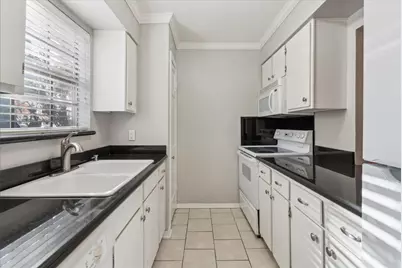 3627 Dickason Avenue #C, Dallas, TX 75219 - Photo 5
