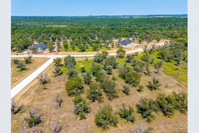 2400 Marvin Drive, Granbury, TX 76049 - Photo 5