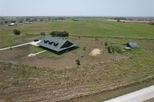 13201 Prairie Sky Ln, Krum, TX 76249 - Photo 7