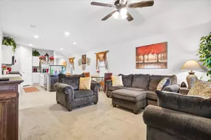 137 Running River Dr, Boyd, TX 76023 - Photo 13