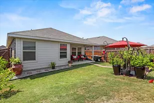 137 Running River Dr, Boyd, TX 76023 - Photo 25