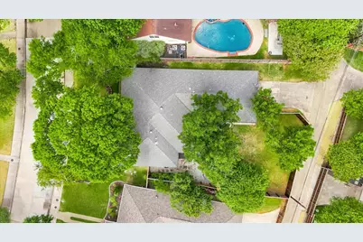 9915 Faircrest Drive, Dallas, TX 75238 - Photo 37