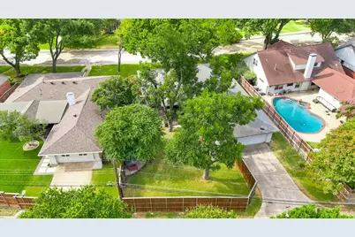 9915 Faircrest Drive, Dallas, TX 75238 - Photo 39