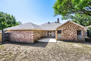 1021 Rio Grande Dr, Benbrook, TX 76126 - Photo 27