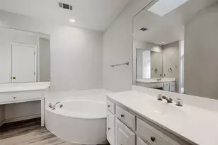 1021 Rio Grande Dr, Benbrook, TX 76126 - Photo 19