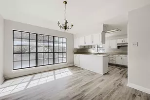 1021 Rio Grande Dr, Benbrook, TX 76126 - Photo 9