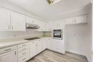 1021 Rio Grande Dr, Benbrook, TX 76126 - Photo 13