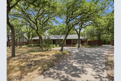 1700 Weiler Boulevard, Fort Worth, TX 76112 - Photo 1