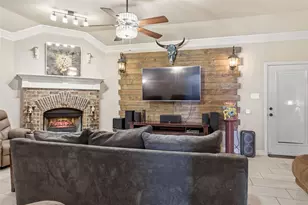 154 Lipan St, Greenville, TX 75402 - Photo 15