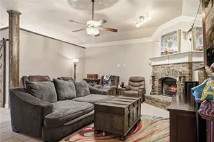 154 Lipan St, Greenville, TX 75402 - Photo 17