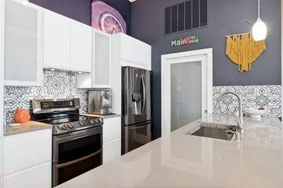 2502 Live Oak Street #104, Dallas, TX 75204 - Photo 9
