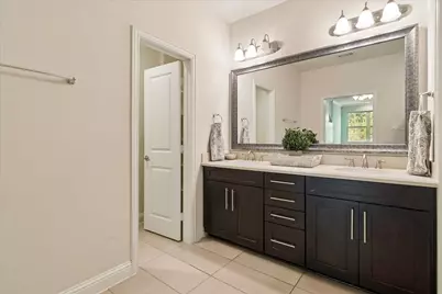 559 W Royal Lane, Irving, TX 75039 - Photo 27