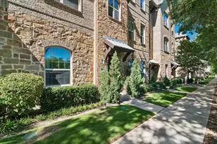 559 W Royal Ln, Irving, TX 75039 - Photo 3