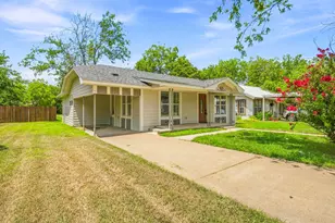 828 Indiana St, Graham, TX 76450 - Photo 3