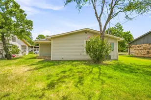 828 Indiana St, Graham, TX 76450 - Photo 27