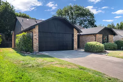 2608 Sprucewood Lane, Euless, TX 76039 - Photo 3