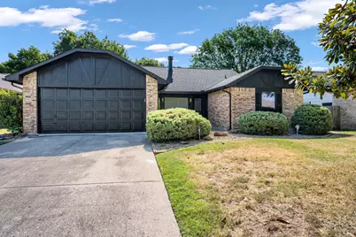 2608 Sprucewood Lane, Euless, TX 76039 - Photo 5