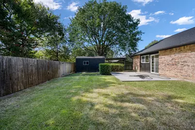 2608 Sprucewood Lane, Euless, TX 76039 - Photo 27