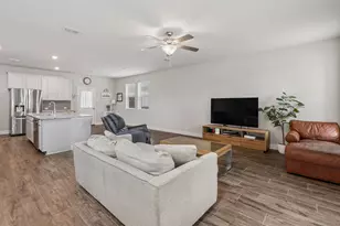 7905 Chapman Cir, Rowlett, TX 75089 - Photo 5