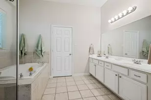 310 Conroe Cir, Argyle, TX 76226 - Photo 13
