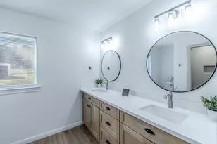 4133 Sherry Ln, Beverly Hills, TX 76711 - Photo 15