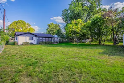 4133 Sherry Lane, Beverly Hills, TX 76711 - Photo 25