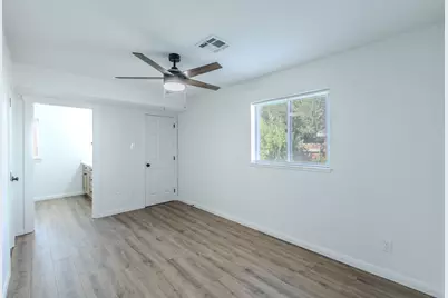 4133 Sherry Lane, Beverly Hills, TX 76711 - Photo 13