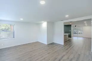 4133 Sherry Ln, Beverly Hills, TX 76711 - Photo 11