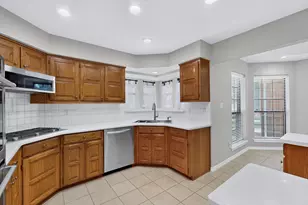 4431 Silverthorn Dr, Mesquite, TX 75150 - Photo 9