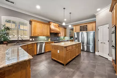 3001 Sunray Valley Court, Arlington, TX 76012 - Photo 11
