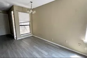 9811 Walnut St, Dallas, TX 75243 - Photo 7