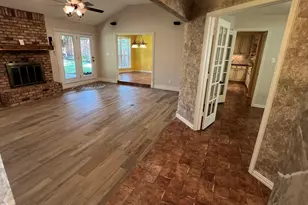 2846 Columbine Dr, Grapevine, TX 76051 - Photo 25