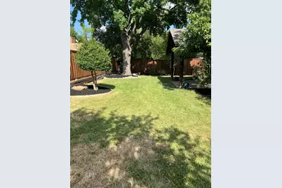 2846 Columbine Drive, Grapevine, TX 76051 - Photo 9