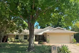 2846 Columbine Dr, Grapevine, TX 76051 - Photo 1