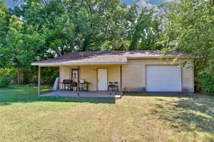 1634 Old Denton Rd, Gainesville, TX 76240 - Photo 35