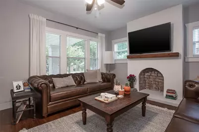 4826 Pershing Avenue, Fort Worth, TX 76107 - Photo 9