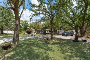 139 Rommel Ct, Springtown, TX 76082 - Photo 9