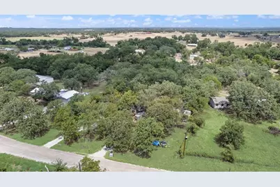 139 Rommel Court, Springtown, TX 76082 - Photo 13