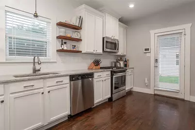 4826 Pershing Avenue, Fort Worth, TX 76107 - Photo 15