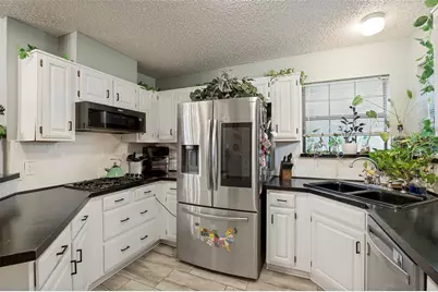 1006 Ridgeview, Carrollton, TX 75007 - Photo 11