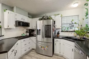 1006 Ridgeview, Carrollton, TX 75007 - Photo 11
