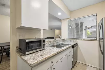5138 Amesbury Drive #211, Dallas, TX 75206 - Photo 5