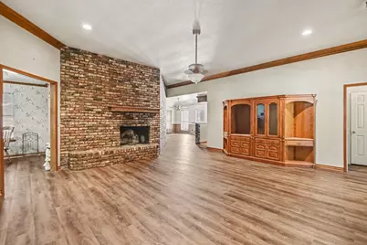 275 Salesville Road, Mineral Wells, TX 76067 - Photo 7
