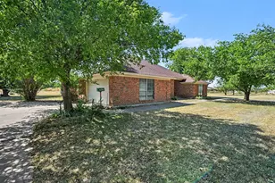 275 Salesville Rd, Mineral Wells, TX 76067 - Photo 25