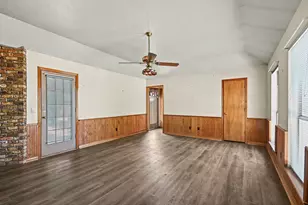 275 Salesville Rd, Mineral Wells, TX 76067 - Photo 5