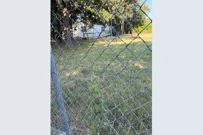 4004 Curry Road #A, Arlington, TX 76001 - Photo 21