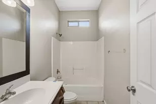 4203 Lucy Ln, Arlington, TX 76016 - Photo 33