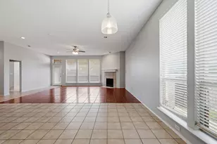 4203 Lucy Ln, Arlington, TX 76016 - Photo 7