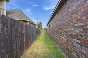 4203 Lucy Ln, Arlington, TX 76016 - Photo 39