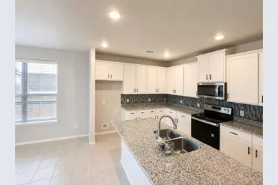 5601 Portola Lane, Denton, TX 76208 - Photo 13